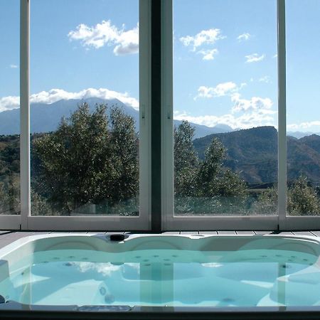 Jingtu Wellness & Spa B&B Комарес Экстерьер фото